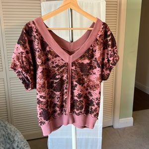 Pilcro short sleeve v-neck top from Anthropologie - M